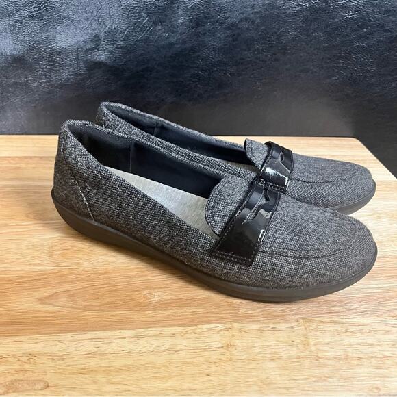 Cloudsteppers By Clarks Gray And‎ Black Loafers Size 9 - Picture 1 of 12